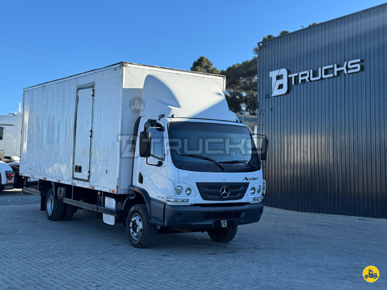 CAMINHAO MERCEDES-BENZ MB 1016 Cavalo Mecânico 3/4 4x2 TB Trucks SAO JOSE DOS PINHAIS PARANÁ PR